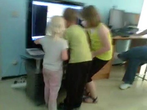 VID-20110515-00013