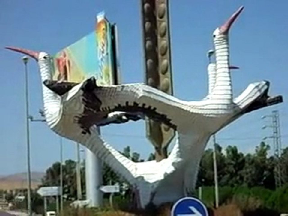 Emblème de la ville de Béja: les cigognes. Tunisie