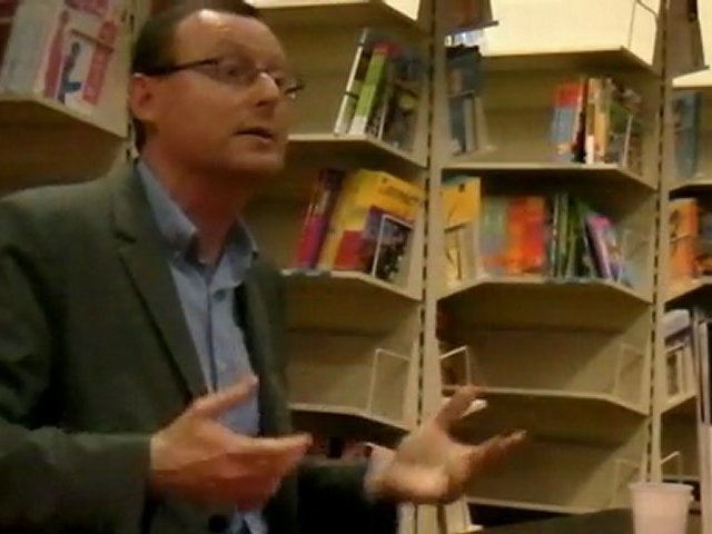 Pierre Hillard confér.