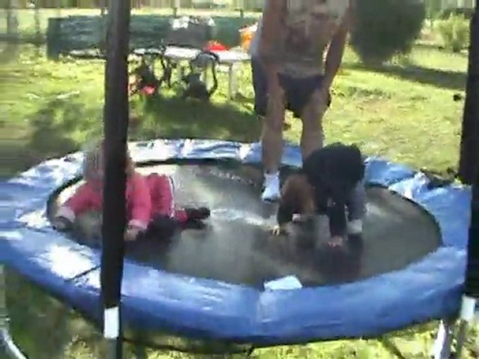 Les petits a Notre dame de L'Isle  15.05.2011