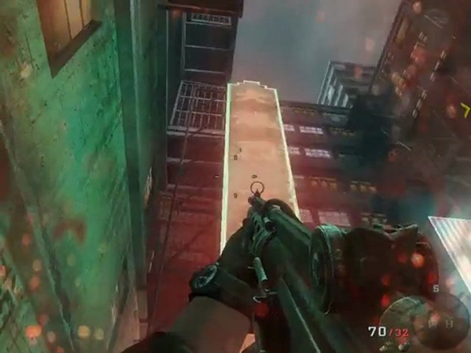 COD Black Ops [12] : On the Roof...