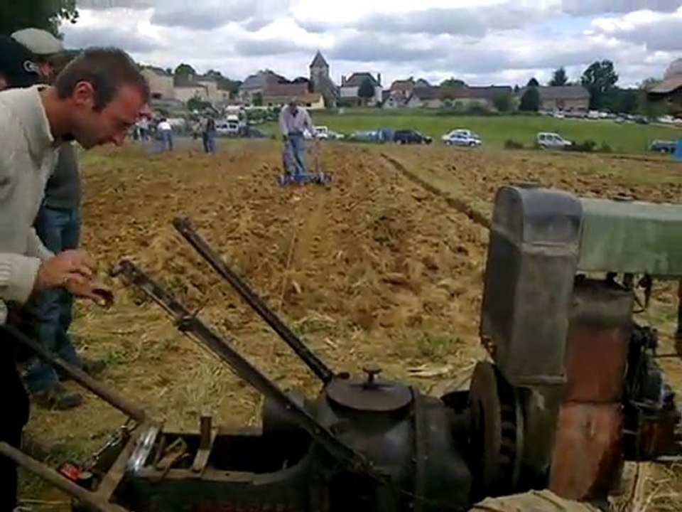 mototreuil gloppe et cultivateur