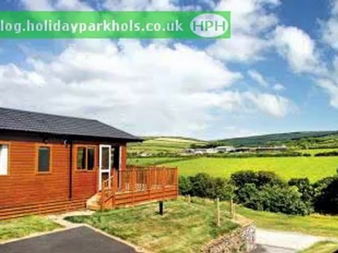 Log Cabins with Hot Tubs in Cornwall - Video Review