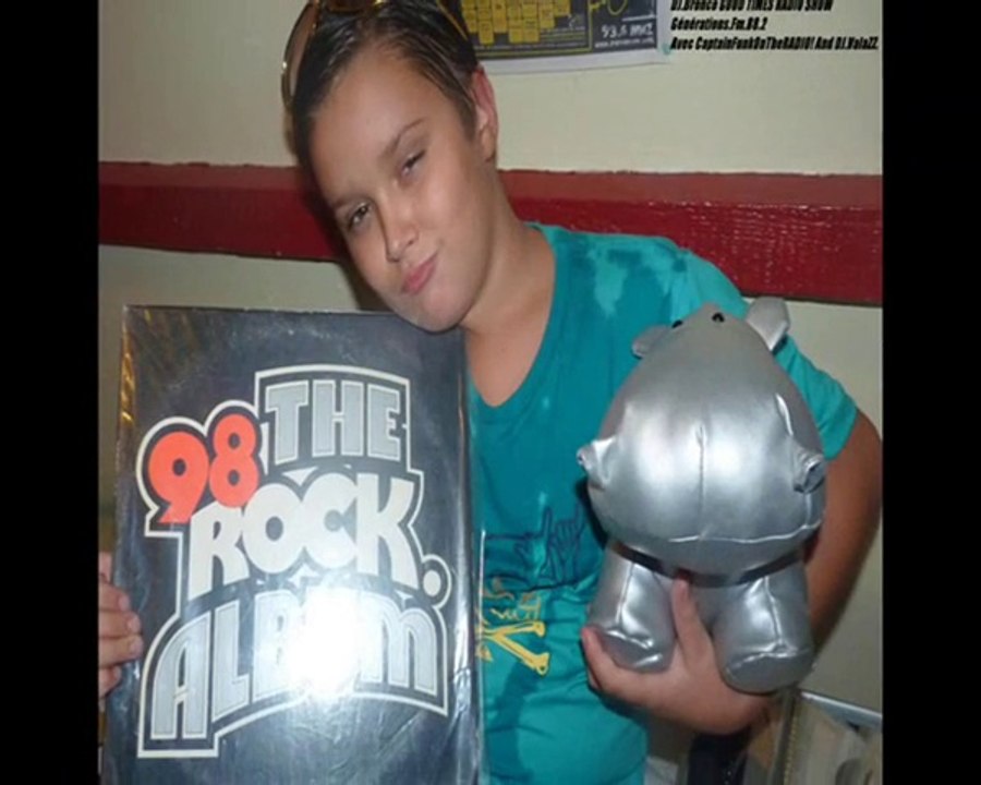 CaptainFunkOnTheRADIO! & DJ Bronco. Radio Béton! 93.6 Mhz (Remake Du Petit Chaperon Rouge Funky)