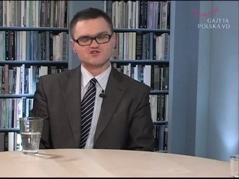 8,9 smolensk Niezależna - mec. Rafał Rogalski VOD Gazeta Polska S24h7-medium-gdynia