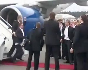 Yardımcı hoca sarhoş olmuş!