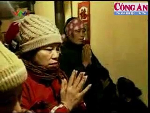 Nhức nhối vấn nạn trong lễ hội