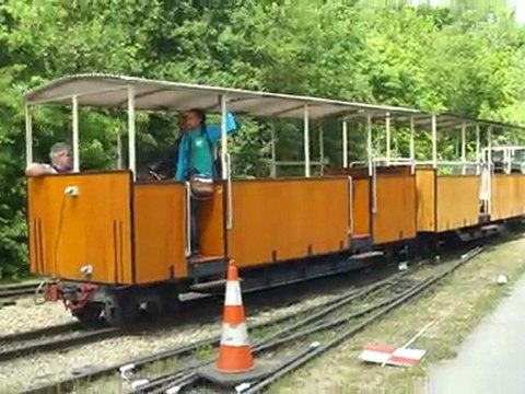 Cfc Chanteraines Portes ouvertes mai 2011 (7) Arrivée d'un train pas bondé...