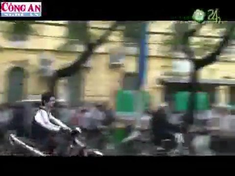 Học sinh so tài bằng cách phạm luật