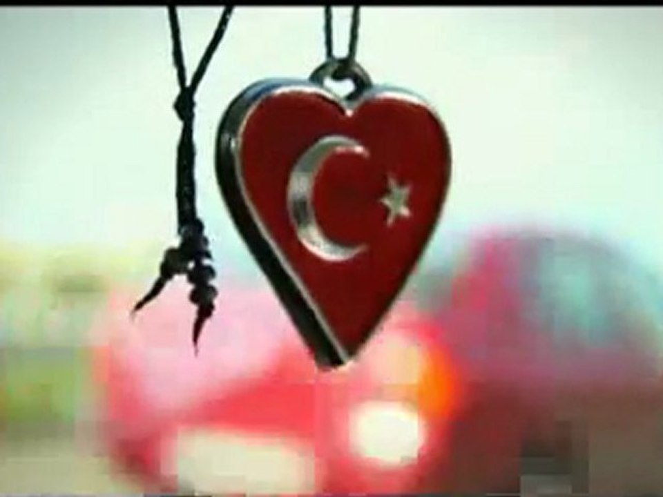 AK PARTİ 2011 SEÇİM REKLAM FİLMİ - KARADENİZ SAHİL YOLU