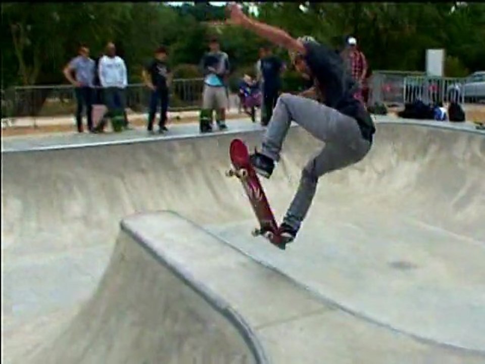 SESSION SKATE AU BOWL MONTEVRAIN (15 mai 2011)