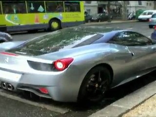 Une Ferrari 458 Italia (Paris 16ème) - HD1080p