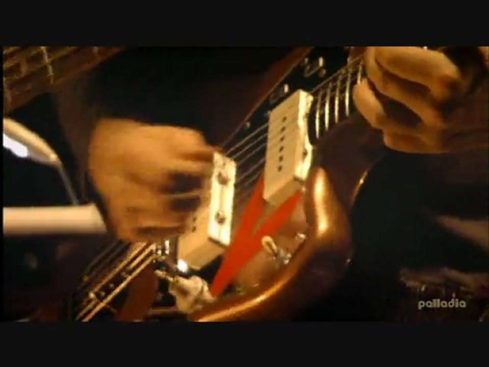 Coldplay - 05 God put a smile upon your face, Talk - MTV World Stage 2009