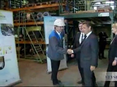 N. Sarkozy visite l'usine Novacarb