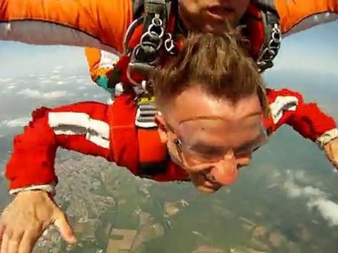Sauts en parachute à Haguenau en mai 2011 avec Sky-Delivery