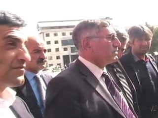 Polis tacizine karşı yürüyüş