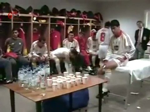 UEFA finali öncesi soyunma odası ( Fatih Terim) (by 6ustucN)