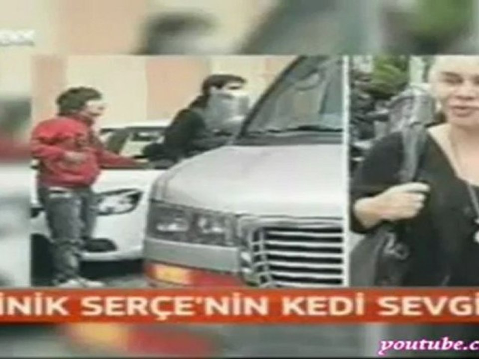 SEZEN AKSU  & BEREN SAAT   {  ASMALI MESCIT }  18.5.2011