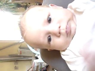 Mon fils : des sourires pour les "tatas" virtuelles :)