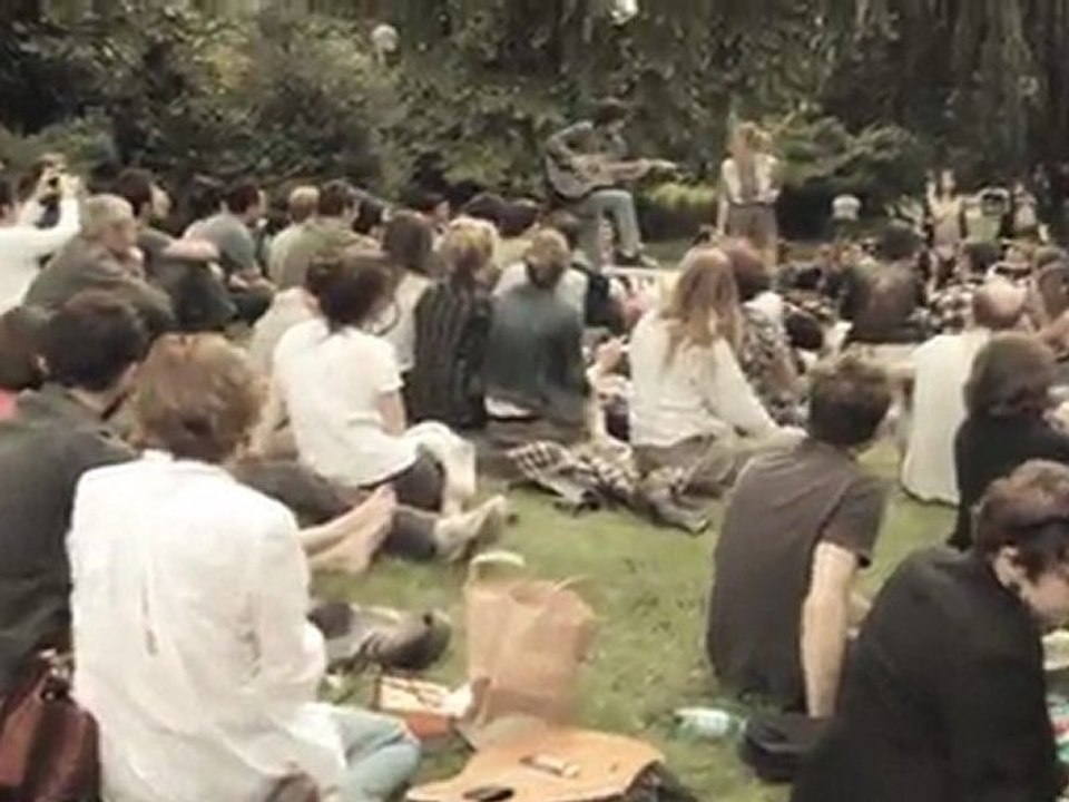 Legend by Amber and the Dude - We Pop ! / LeTransistor.com