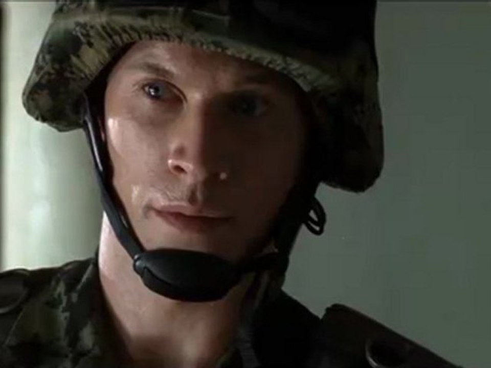 Sniper Reloaded (2011) - FULL HD 1/4