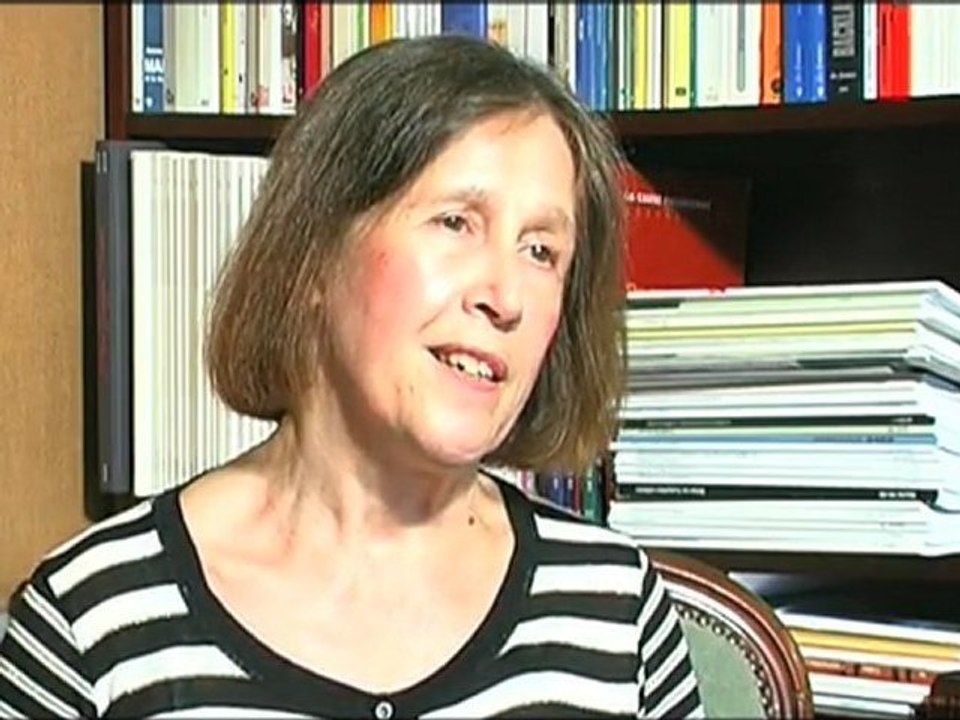 1-"Les enjeux de l'adolescence" Interview d'Hélène Deltombe Partie1/3