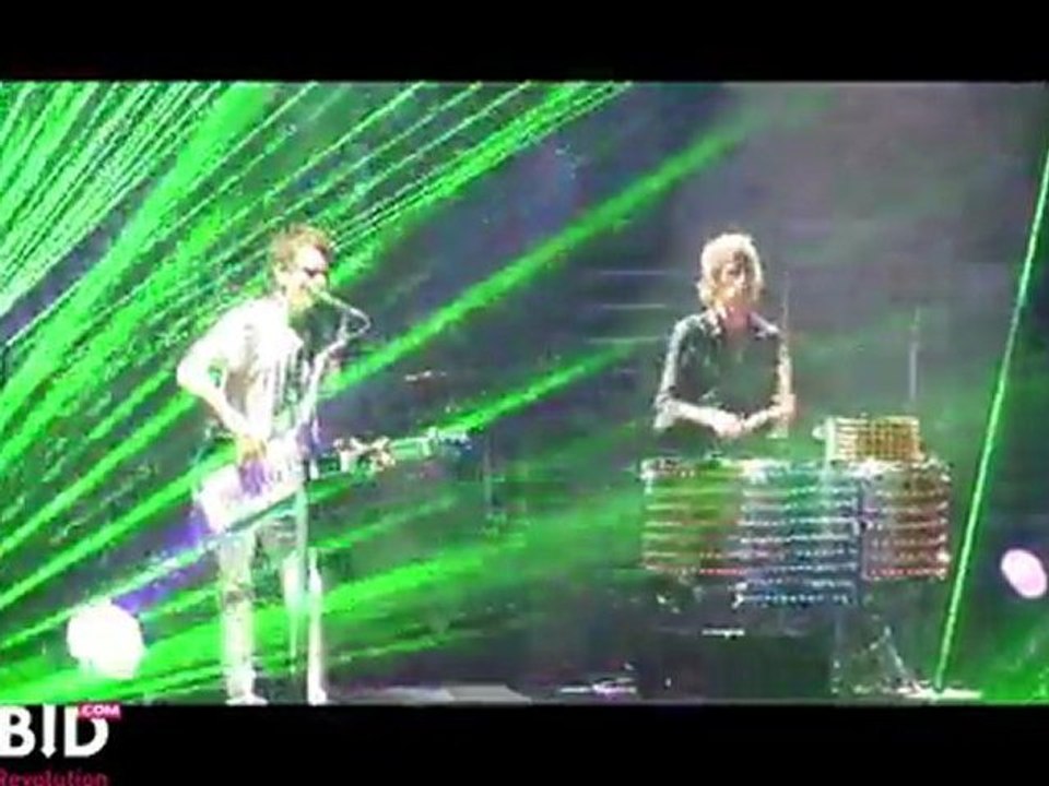 MUSE (Undisclosed Desires) LIVE at the Staples Center in Los Angeles