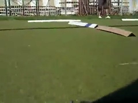 Cam embarquée dans sprint 2 sur terrain de foot synthétique