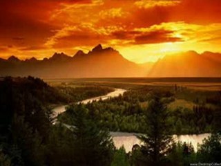 COMPACT - Cand Ma Gandesc La Tine (Lyrics)