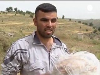 Pour échapper à la répression, les Syriens fuient...