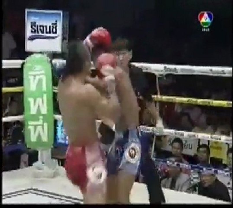 Seeoi Sor Sonnantachai vs Kwanmeuang Petchmueangtrat part 2 - Top Fight - Channel 7 Live 05-09-210