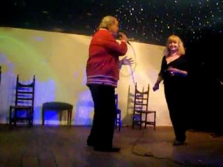 TONY MIRANDA Y LA REINA DE LAS CASTAÑUELAS