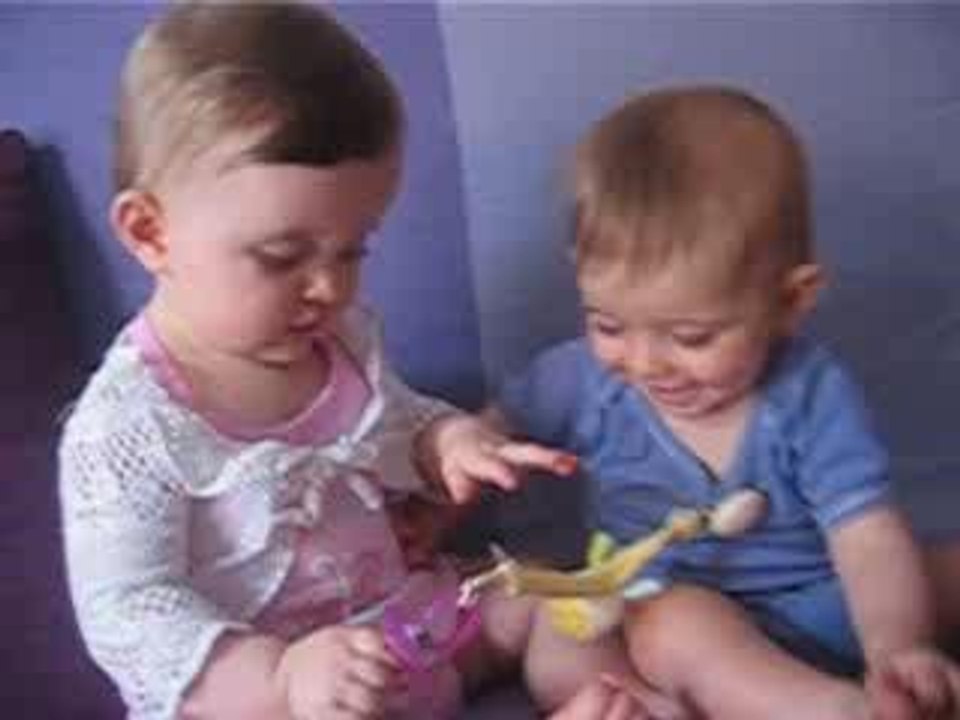 Zoé et Loane les copines suite!