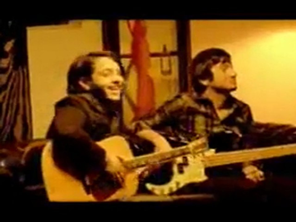 Grup seksendört - hayır olamaz   2011 Girseslime.com CavBella_Orhan