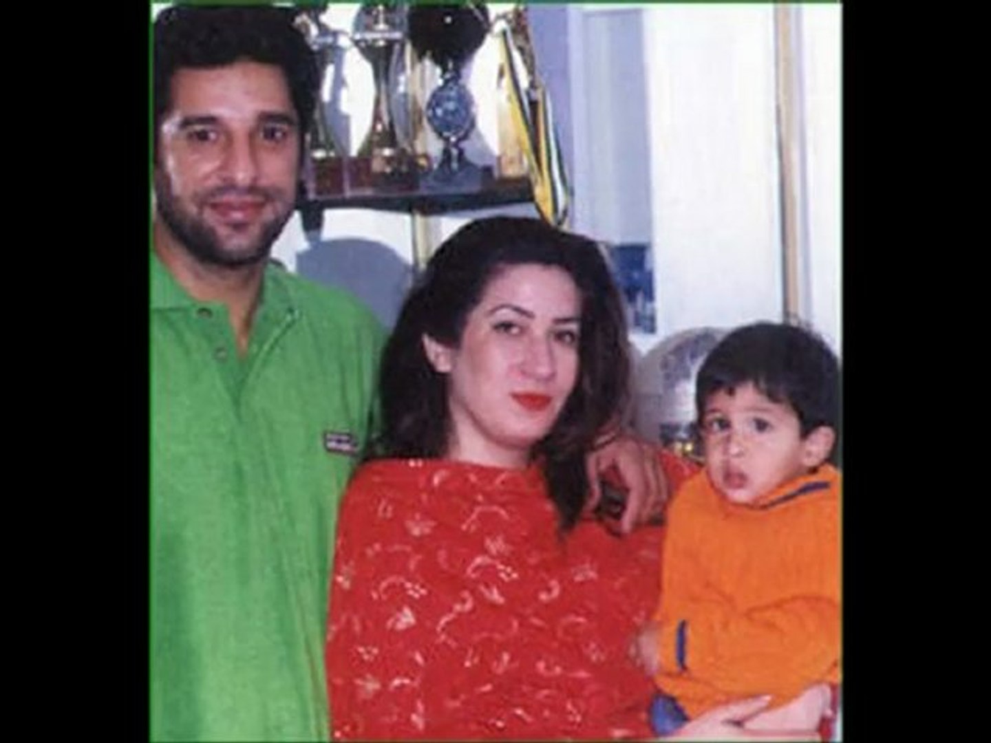 wasim akram family