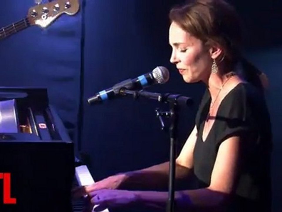 Claire Keim interpréte "Ca dépend"