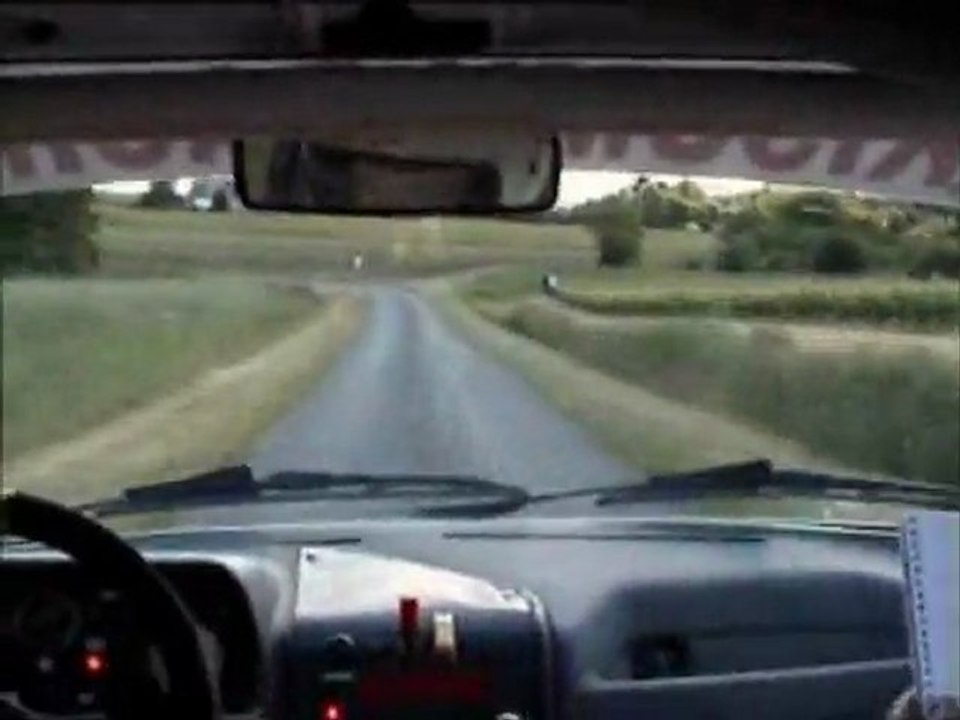 es 2 vallee du cher 2011 sur 205 maxi équipage AVEZ