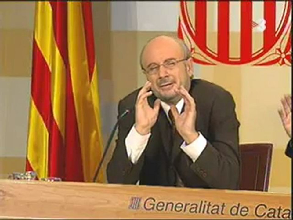 TV3 - Polònia - Puigcercós tradueix a Castells