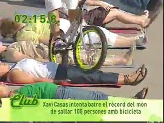 TV3 - El Club - Salta 100 persones en bicicleta