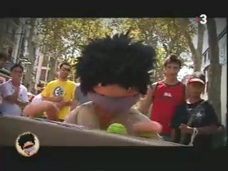 TV3 - Pol&Cia - Embolicant la troca amb els turistes