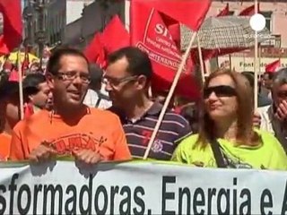 Sendikalar Portekiz'de İMF planını prosto etti