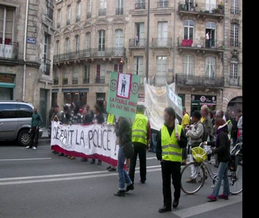 C.L.A.P33 - Manif'estive - Que Fait la Police ? - Bordeaux - 19 mars 2011