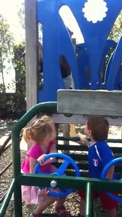 Jules Au Playground