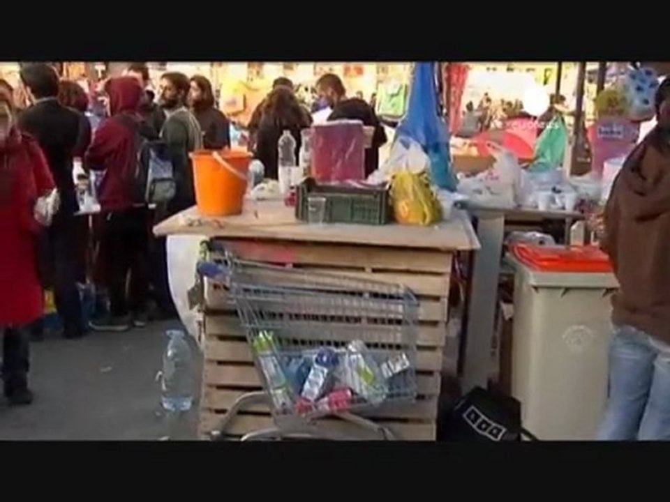 LA DICTATURE EN ESPAGNE INTERDIT LES MANIFESTATIONS !! REVOLUTION !!!