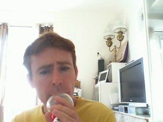 Wiwi égratigne "la folie en quatre"