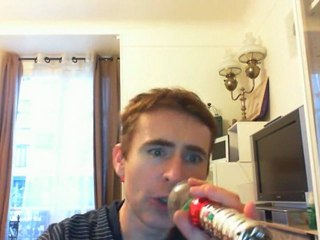 Wiwi égratigne "sové lanmou"