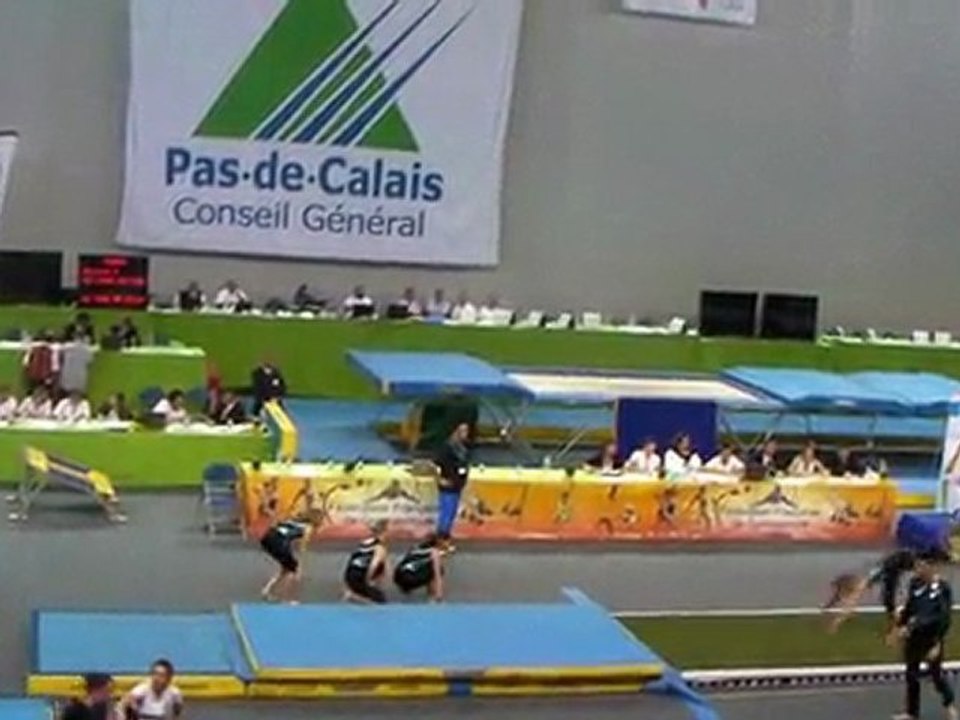 Finale TeamGym 2011 à Calais Tumbling 2ème passage