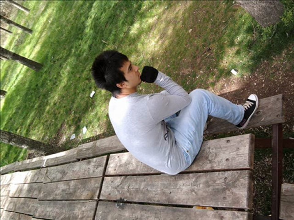 Rüzqar X-Tarz Rap  ''Kırık Bir Aşk Hikayesi'' 2o11