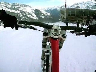 On a bicycle from a glacier_(360p)