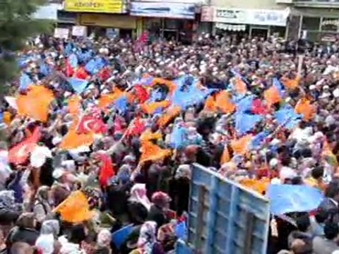 Davutoğlu Seydişehir'de miting yaptı